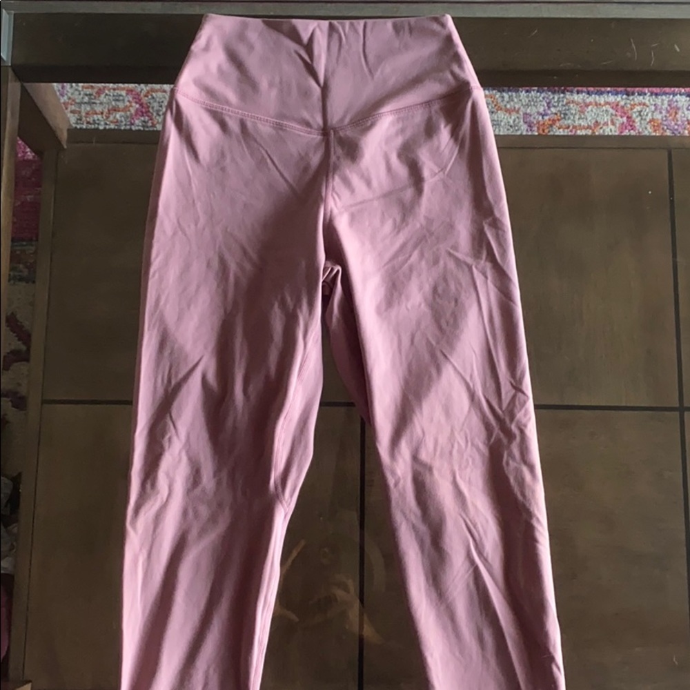 Athletic leggings